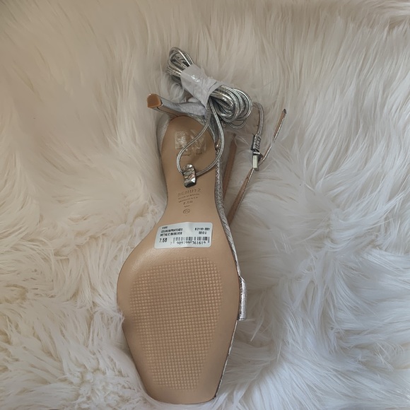 COPY - Schutz Vikki lace up sandals- silver NWT - Picture 7 of 14